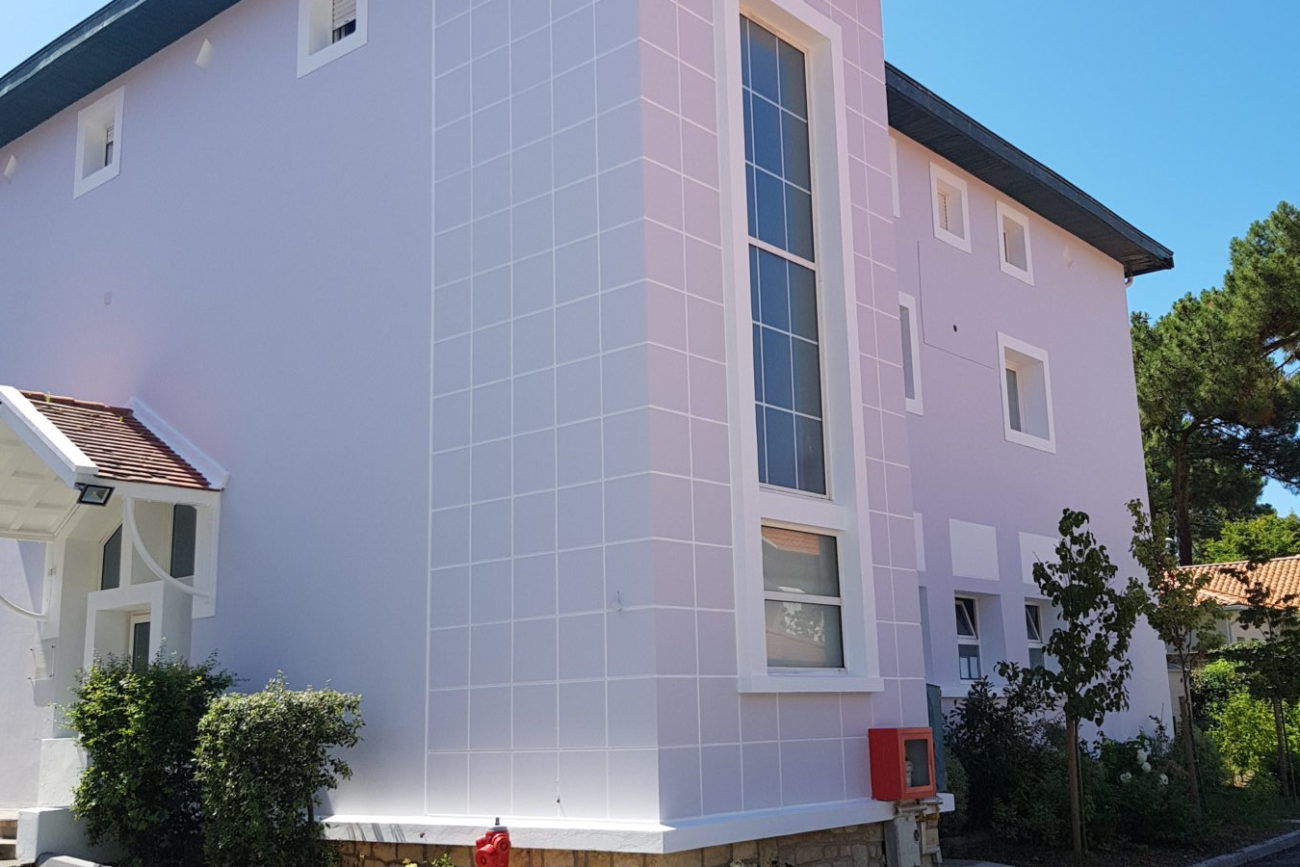 avant-ravalement-facade-peintures-exterieures-peinture-boiserie-peintre-bayonne-anglet-biarritz-alentours-bab-peintures-