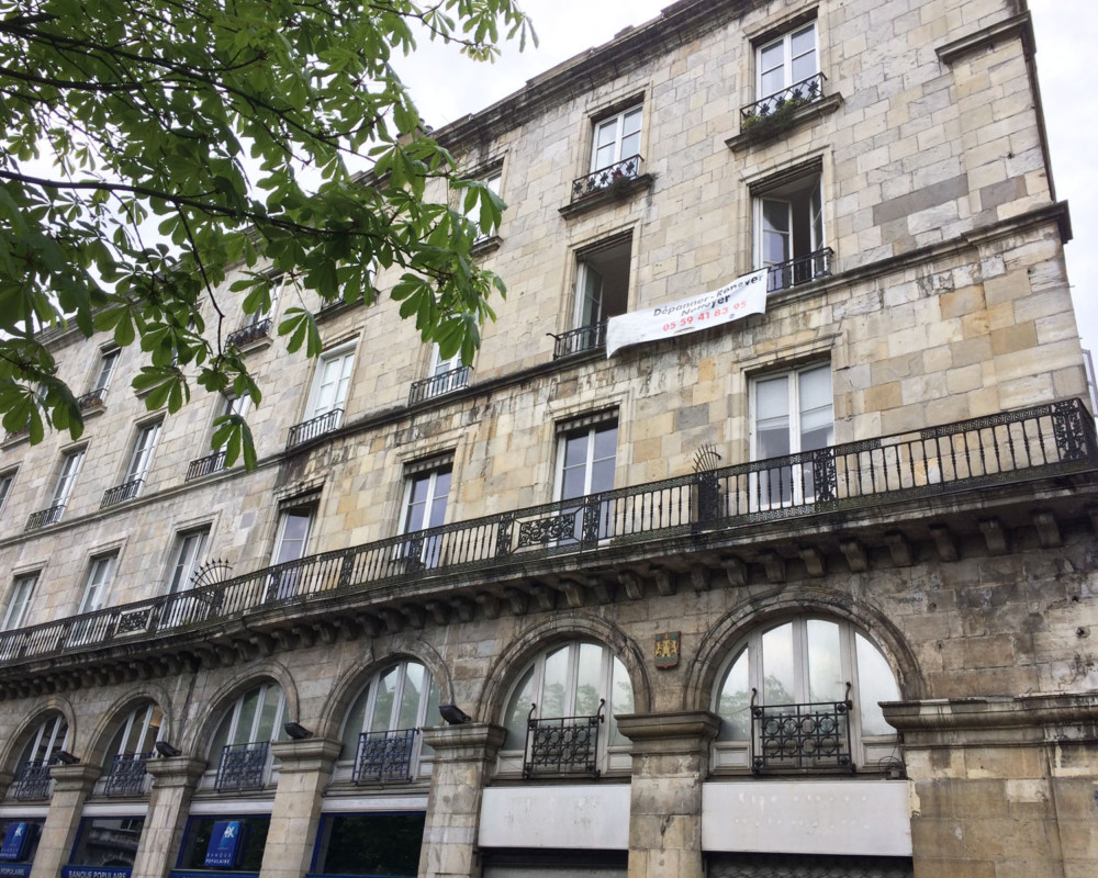 Rénovation Peintures intérieures à côte de la Mairie de Bayonne