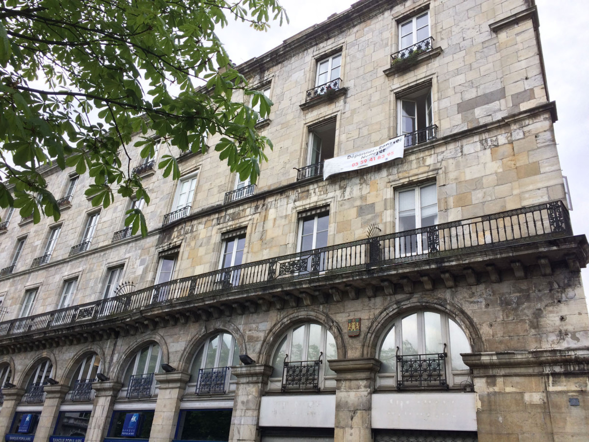 Rénovation Peintures intérieures à côte de la Mairie de Bayonne