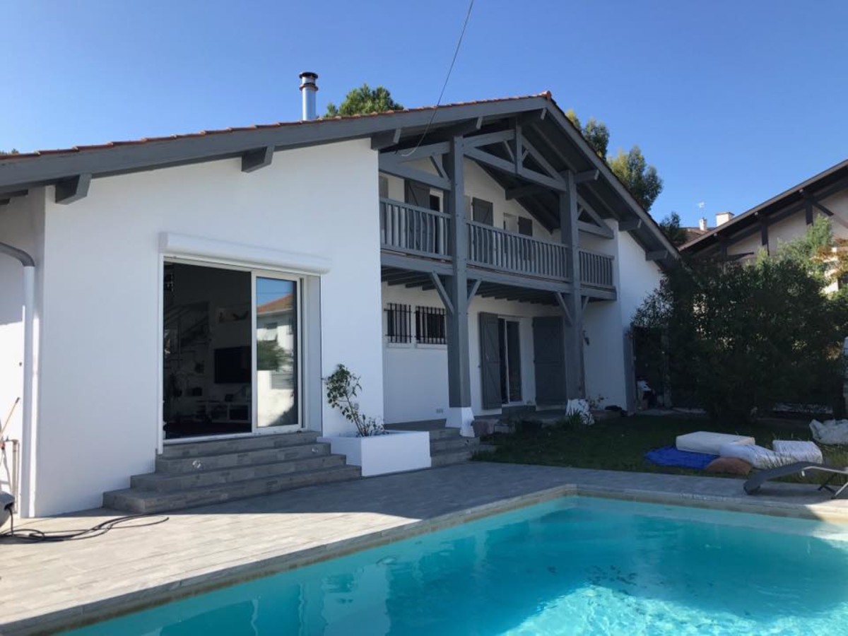 Ravalement de façade d’une maison à Biarritz
